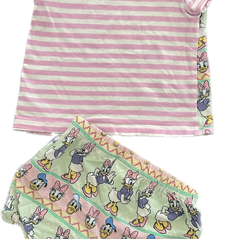 Soft & Cozy Daffy Duck Girls Pajamas for Nightwear