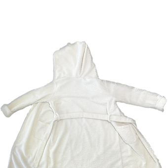 Flatlay image showing full Kids Bear Bath Robe Size 5